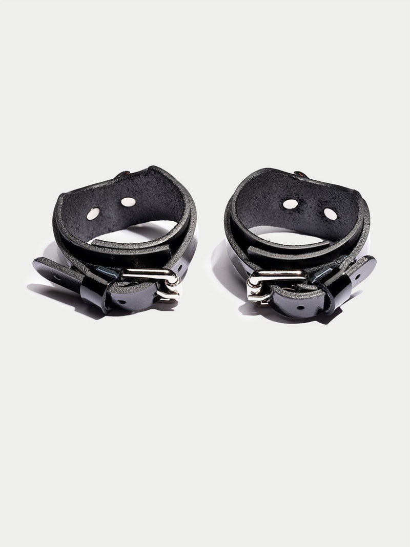 NOIR LEATHER CUFFS